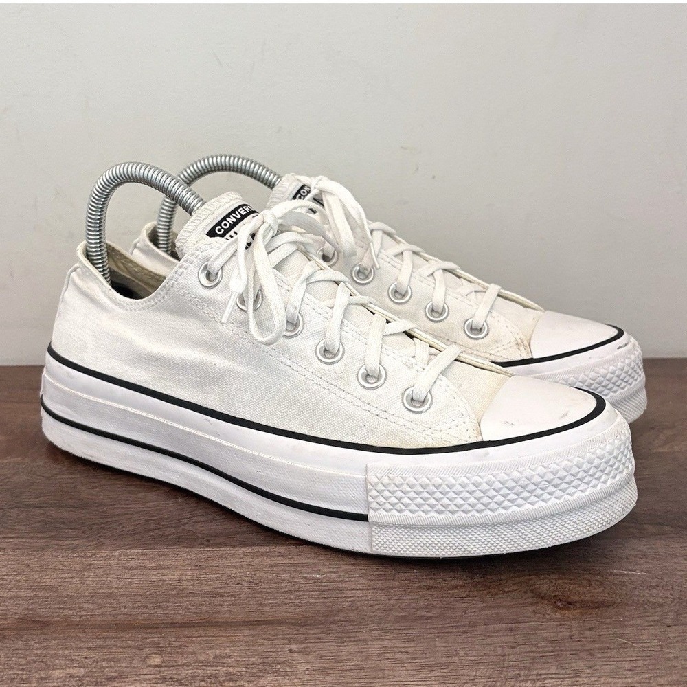 Converse Chuck Taylor All Star Lift Platform‎ Sneakers Low White Womens Size 8.5